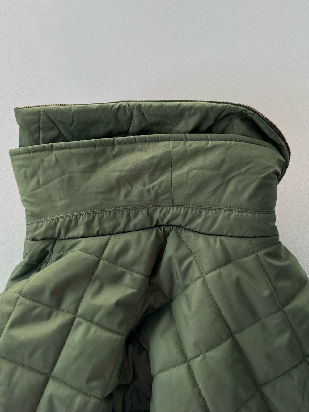 J Crew Heritage Quilted Barn Jacket with PrimaLoft | 2X - Picture 11 of 13